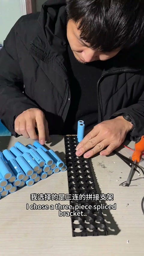 第35集 | 把220V家用电带着去户外到底有多方便？ 自制多功能户外移动电源，居然可以用自带的电来煮饭涮火锅