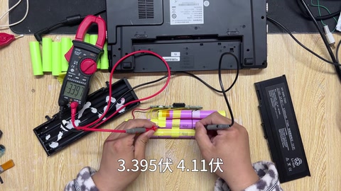 逐串测电压 1.79/3.395/4.11V · 01:42