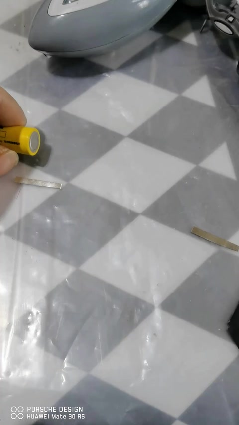 H1 手动点焊镍片 · 01:38