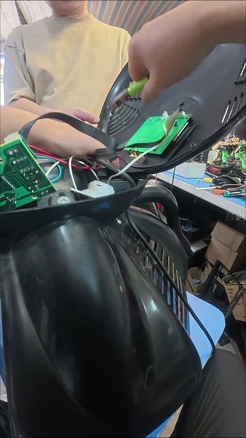第一人称带你沉浸式体验修家电师傅的一天