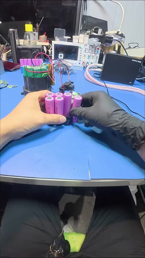 新电芯测内阻 · 03:07