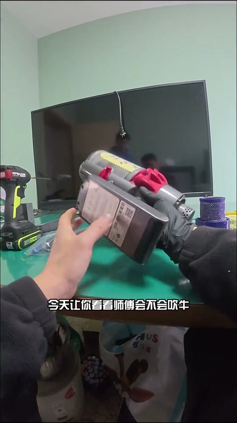 第一人称带你沉浸式体验如何解决音响不开机的问题